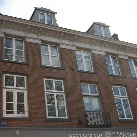 't Nieuwe Plein 2*