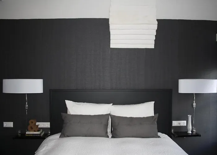 't Nieuwe Plein 2* 아른헴